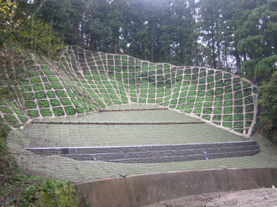 予防治山北市山腹工事