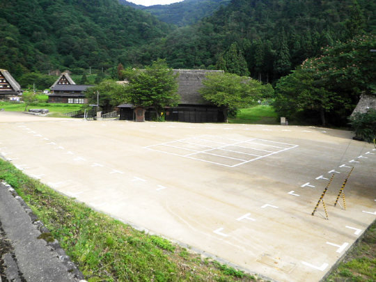 菅沼集落駐車場舗装工事